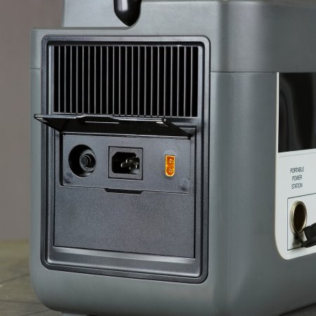 Портативная электростанция FUBAG AS 2400i (аккумулятор LiFePO4) в Великом Новгороде фото
