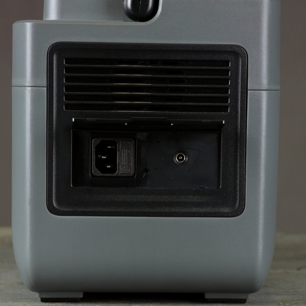 Портативная электростанция FUBAG AS 1200i (аккумулятор LiFePO4) в Великом Новгороде фото