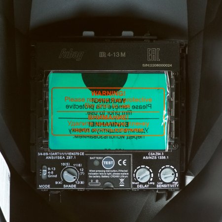  Маска сварщика Хамелеон FUBAG IR 4-13N M в Великом Новгороде фото
